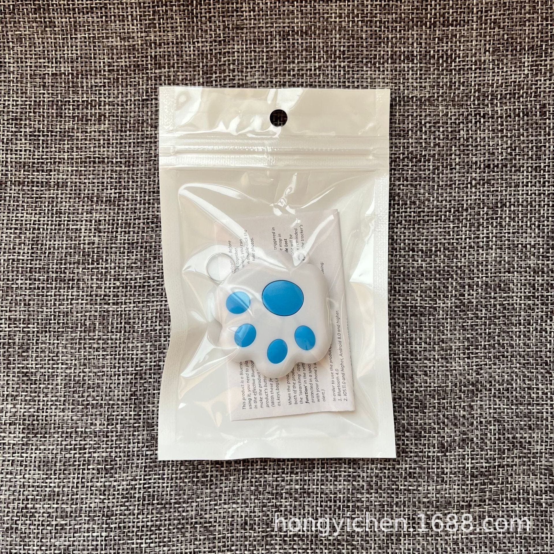 Dog paw Bluetooth anti-lost device locator - Smart Tech Shopping