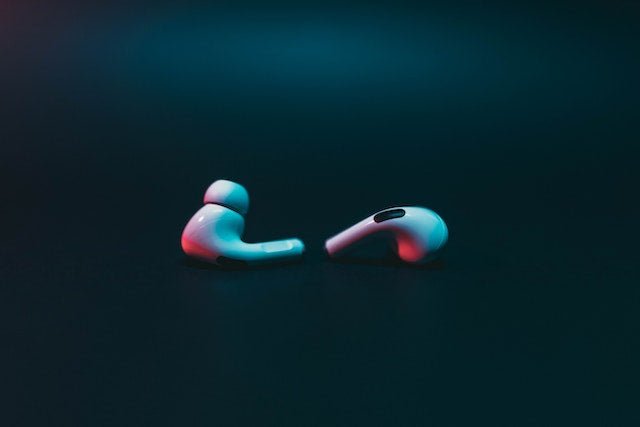 Earphones and Earbuds | Premium Audio Accessories