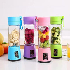 Mini Electric Juicer, Handheld Fruit Milkshake Blender - Smart Tech Shopping