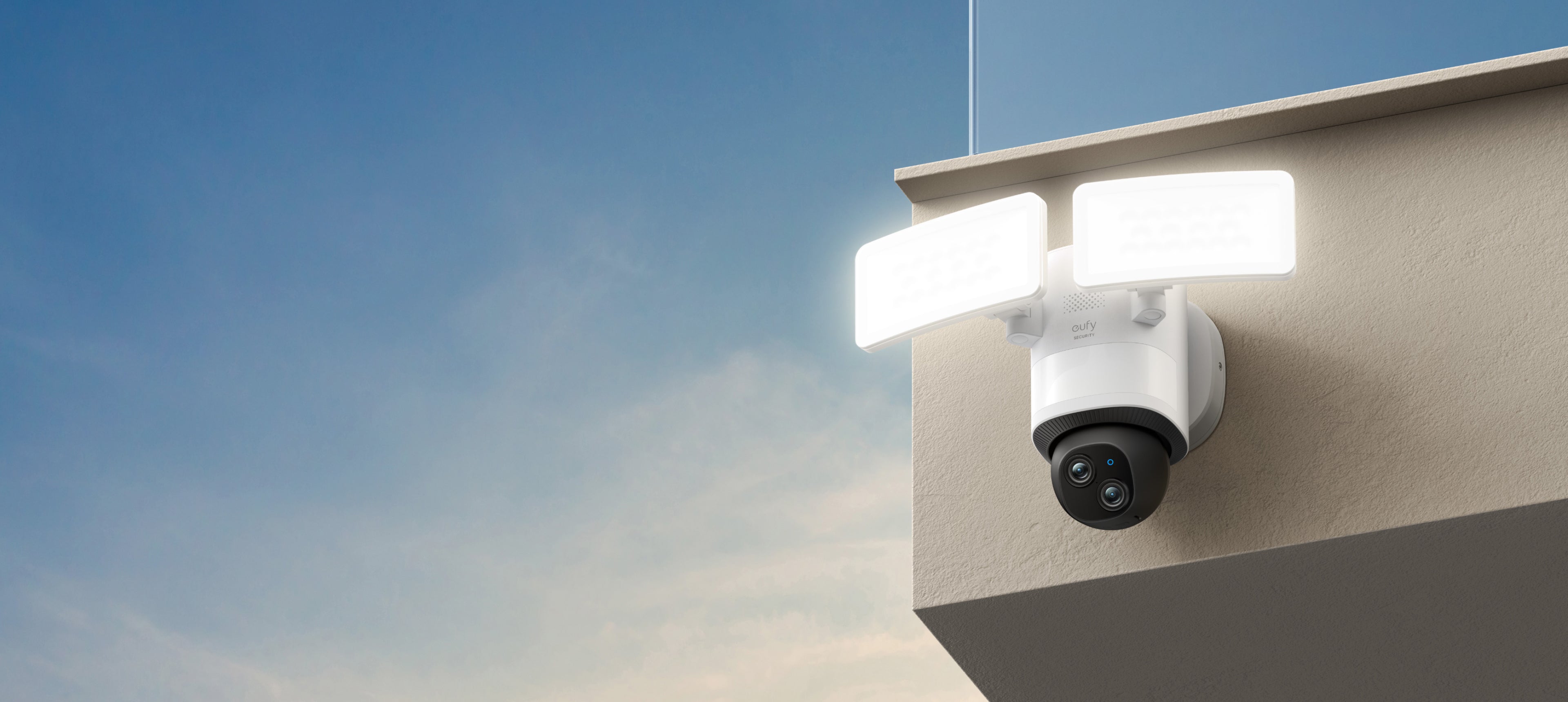 eufy Floodlight Camera E340 Dual Camera: 360°